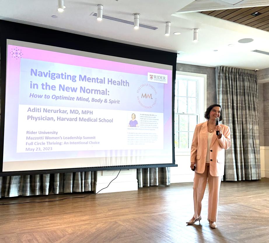 Awards program sponsored by alumna, Trustee creates leadership